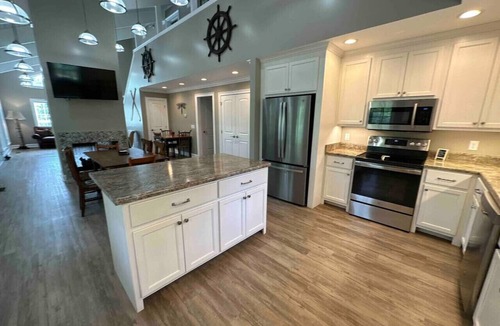 Mentone House | Brushy Creek Lodge | Riverfront, Hot Tub, Fire Pit
