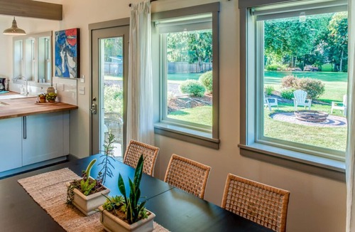 Walla Walla East House | Bryant Barn: Sleep Inside A Wine Barrel, Fire Pit, Big Yard