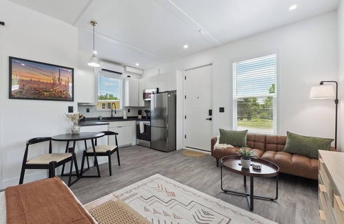 Stillwater Cottage | Bryce Canyon Casita — Modern Stay 10 Min South of OSU Campus