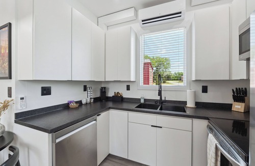 Stillwater Cottage | Bryce Canyon Casita — Modern Stay 10 Min South of OSU Campus