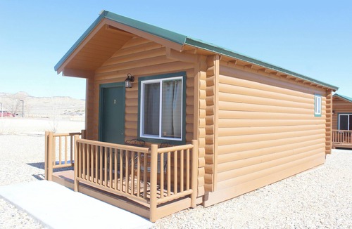 Tropic Cabin | Bryce Valley Lodging Cabins