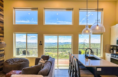 Mammoth Creek Cabin | Bryce View Cabin - New Cabin with Amazing Views!