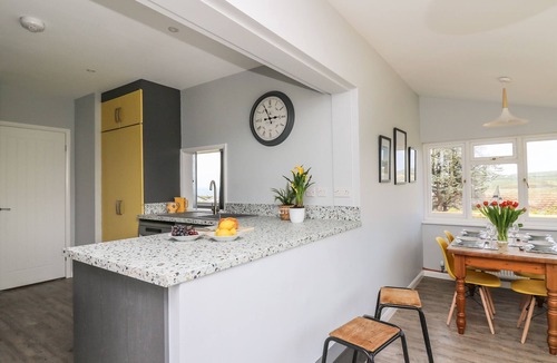 Newport Cottage | Bryn Alaw