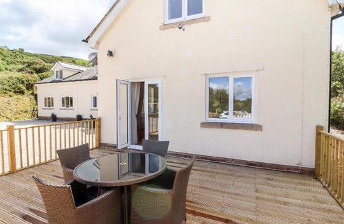 Denbigh House | Bryn Awel