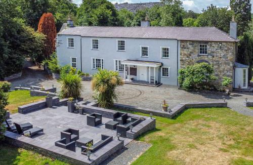 Bethesda House | Bryn Derwen