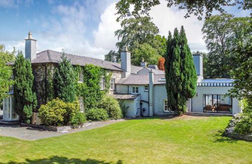 Bethesda House | Bryn Derwen