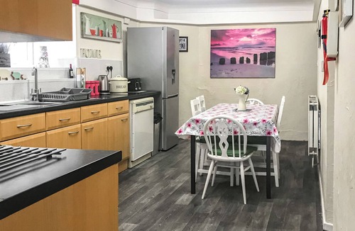 Rhos on Sea Cottage | Bryn Euryn Cottage - 28135