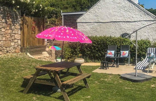 Rhos on Sea Cottage | Bryn Euryn Cottage - 28135