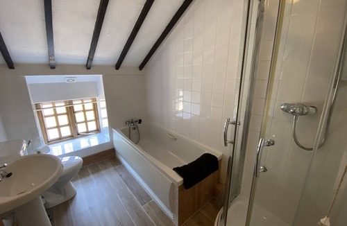 Llangefni Cottage | BRYN HYFRYD COTTAGE 2