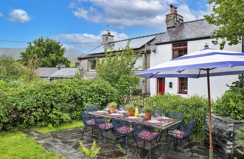 Dolwyddelan Cottage | Bryn Mair
