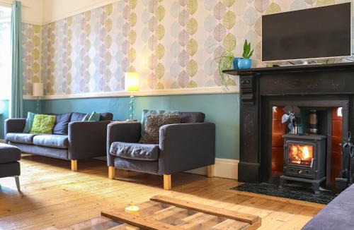 Rhiwbryfdir House | Bryn Marian