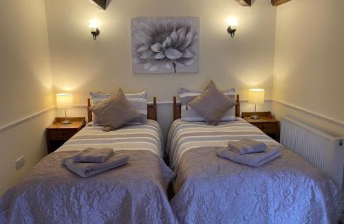 Pennant Melangell House | Bryn Melyn Farm Cottages