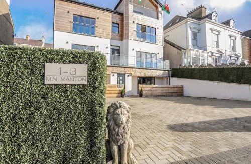 Bont Newydd Apartment | Bryn Min Manton Penthouse