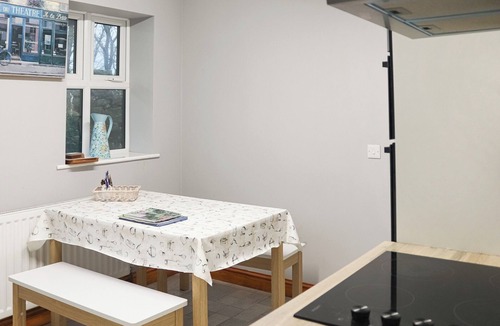 Bodorgan Cottage | Bryn Poeth - UK46079