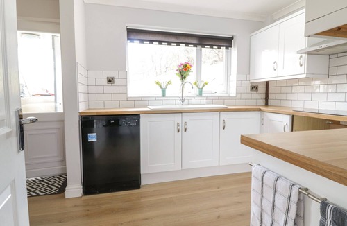 Longford Cottage | Bryn Teg