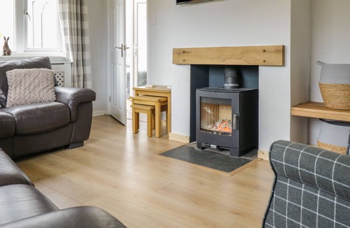 Longford Cottage | Bryn Teg