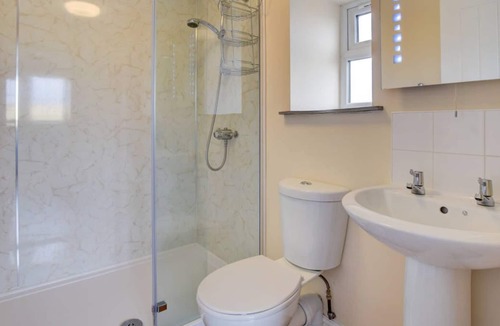 Aberystwyth House | Brynheulwen in Aberystwyth