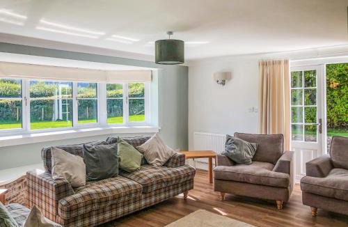 Llanfihangel Tal-y-llyn House | Brynich Villa