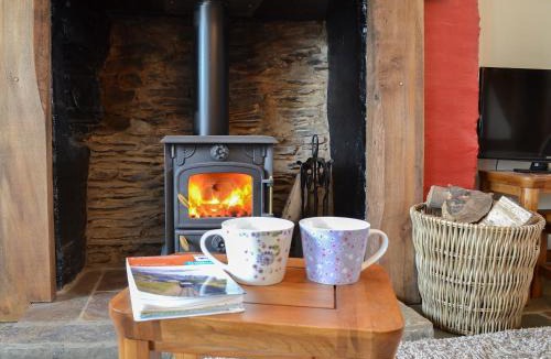 Glandyfi House | Bryntrisant