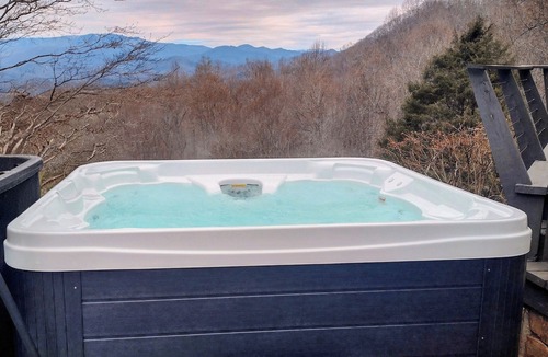 Bryson City Ski Chalet | Bryson City Mountain Top Experience with stupendous view