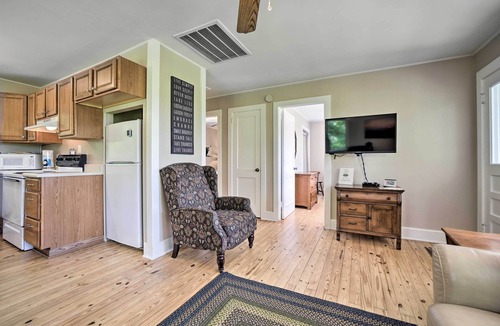 Bryson City Cottage | Bryson City Retreat: Fire Pit + Mountain Views!