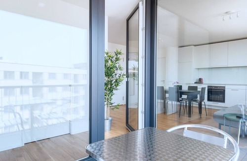 Basel City Centre Apartment | BS Deer IV - Messe HITrental Apartment
