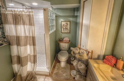 Lake Orion House | Bstreet Stay