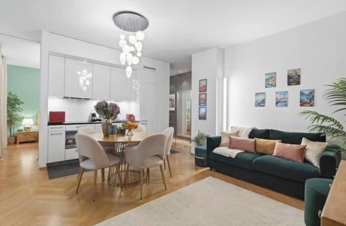 Old Town Apartment | Btq | Central | AC | Terrace | FreeParking