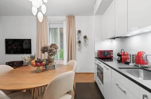 Old Town Apartment | Btq | Central | AC | Terrace | FreeParking