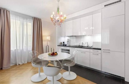 Center Apartment | Btq | Lux | TopLocation | AC | FreeParking