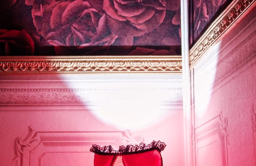 Thann House | Bubble of love, a romantic night