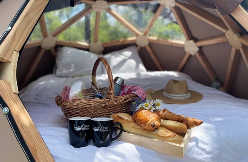 Gravon Cabin | Bubble on stilts