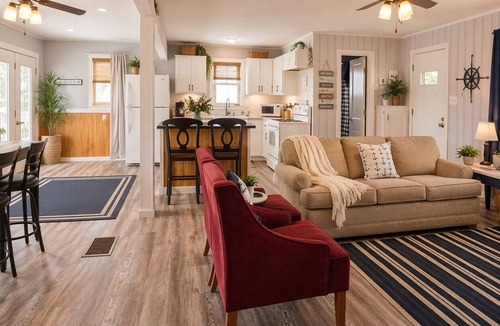 Lake of the Ozarks House | Buccaneer Bay Resort 62
