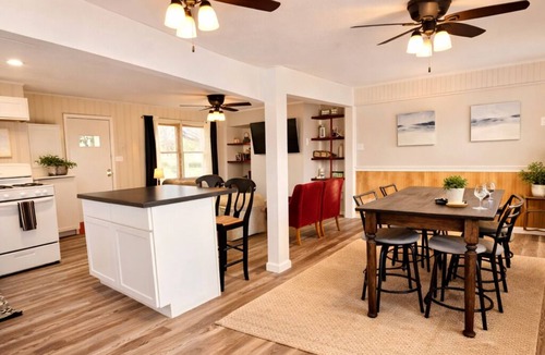 Lake of the Ozarks House | Buccaneer Bay Resort 62