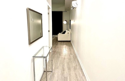 The Triangle Apartment | Buchanan *305* - Luxe Loft+Gym