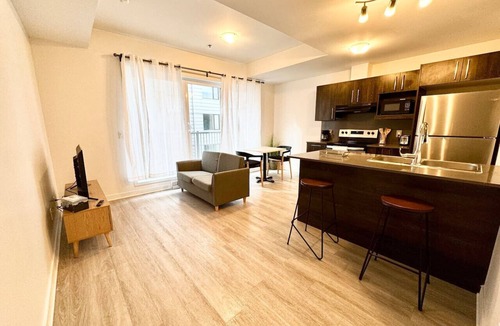 The Triangle Apartment | Buchanan *605* - Midtown Luxe Loft + gym