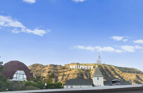 Hollywoodland Apartment | Bucket List Stay Secret Stairs Apt Hollywood Hills