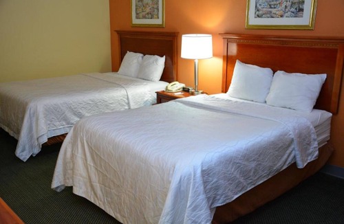 Columbus Hotel | Buckeye Inn Express