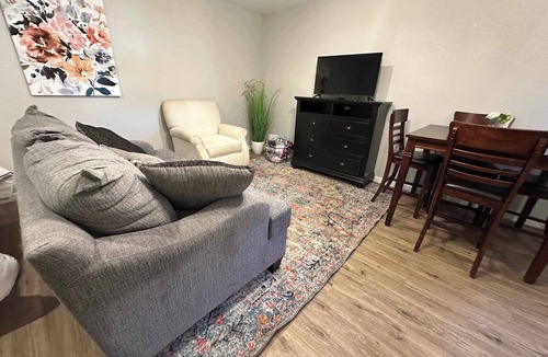 Gilmer Apartment | Buckeye Retreat Summa