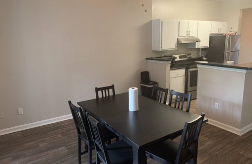 Briarcliff Heights House | BUCKHEAD 3BR TOWNHOUSE