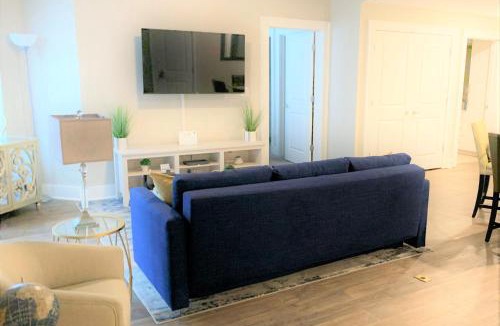 Lindbergh Apartment | Buckhead Blue - Spacious 2 bd 2ba - Private Balcony-Rooftop- S13