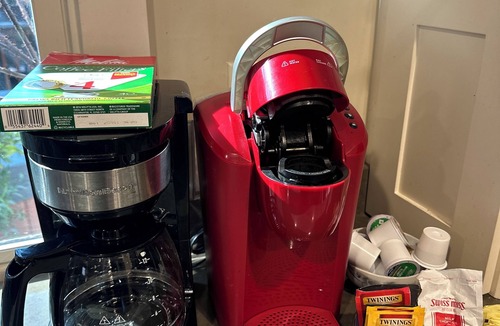 North Buckhead House | Buckhead, Infinity edge pool and hot tub ⚽️⚽️FIFA WORLD CUP⚽️⚽️ 9 miles to stadium.