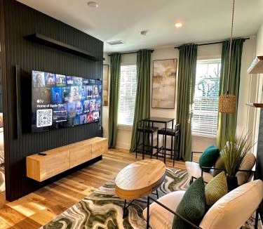 Garden Hills Apartment | Buckhead Noir Suite with Self Check-in and Free Parking