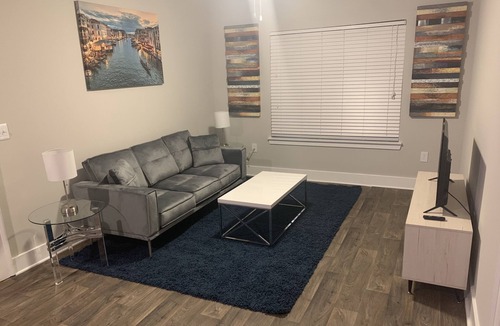 Lindbergh Condo | Buckhead Retreat