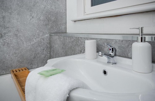 Hamilton House | Buckingham House