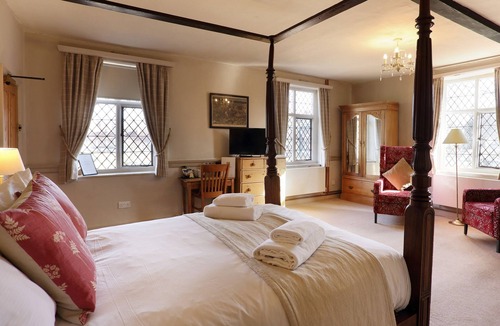 Aldborough House | Buckinghamshire Arms
