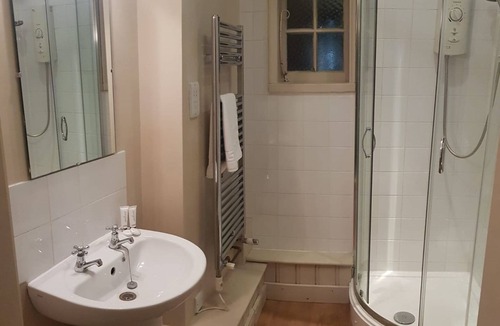 Aldborough House | Buckinghamshire Arms