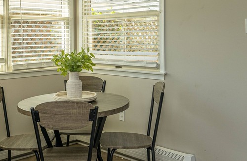 West Bristol Cottage | Bucks County Riverfront Cottage