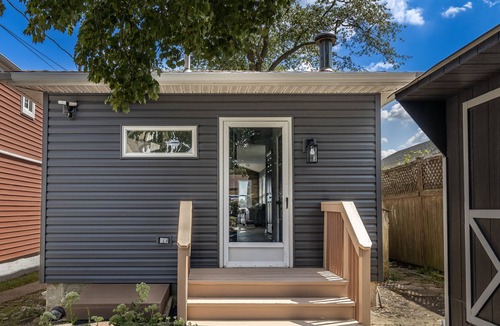 West Bristol Cottage | Bucks County Riverfront Cottage