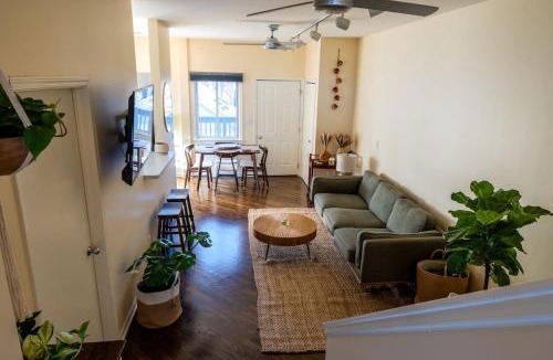 Bucktown Apartment | Bucktown Private Condo